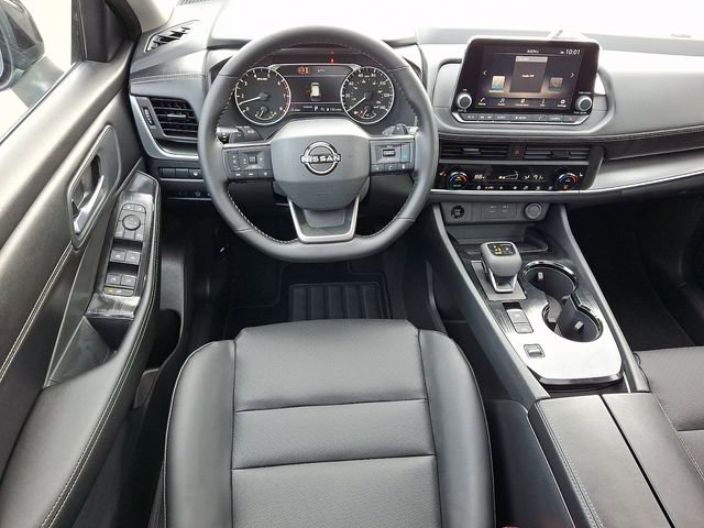 New 2026 Nissan Rogue SV FWD image 9