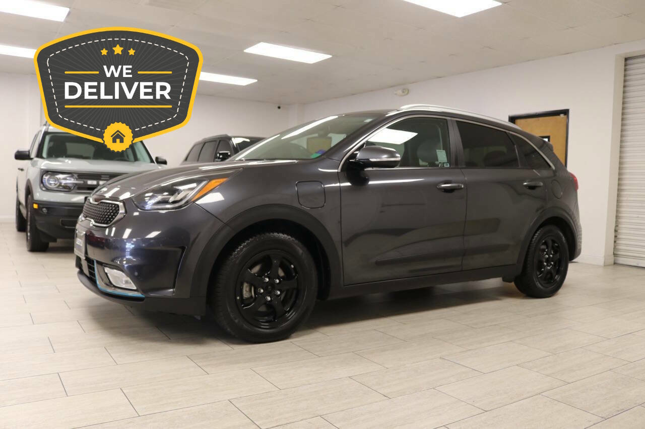 Used 2018 Kia Niro EX Premium image 2