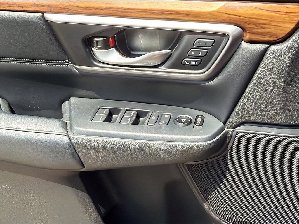 Used 2020 Honda CR-V Touring image 22