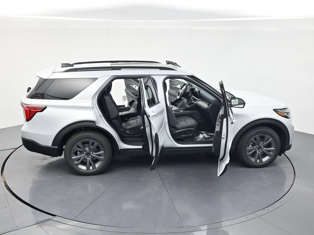 New 2026 Ford Explorer Active w/ Active Comfort Package AWD/4WD image 39