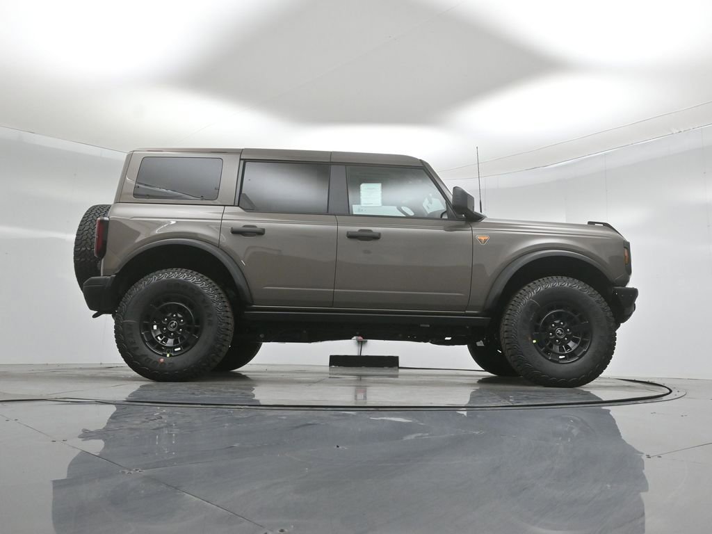 New 2026 Ford Bronco Badlands AWD/4WD image 46