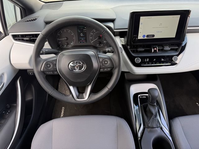 Used 2025 Toyota Corolla SE image 12