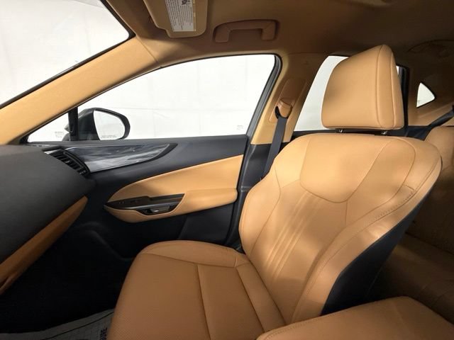 Used 2025 Lexus NX 250 FWD w/ Accessory Package (Z1) image 17