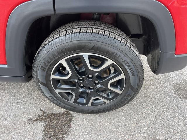 Used 2019 Jeep Compass Trailhawk image 20