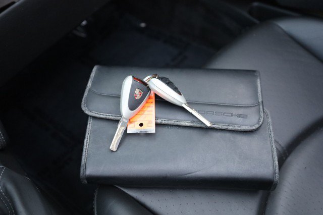 Used 2007 Porsche Boxster S RWD image 36