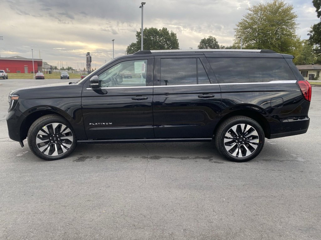 New 2025 Ford Expedition Max Platinum image 4