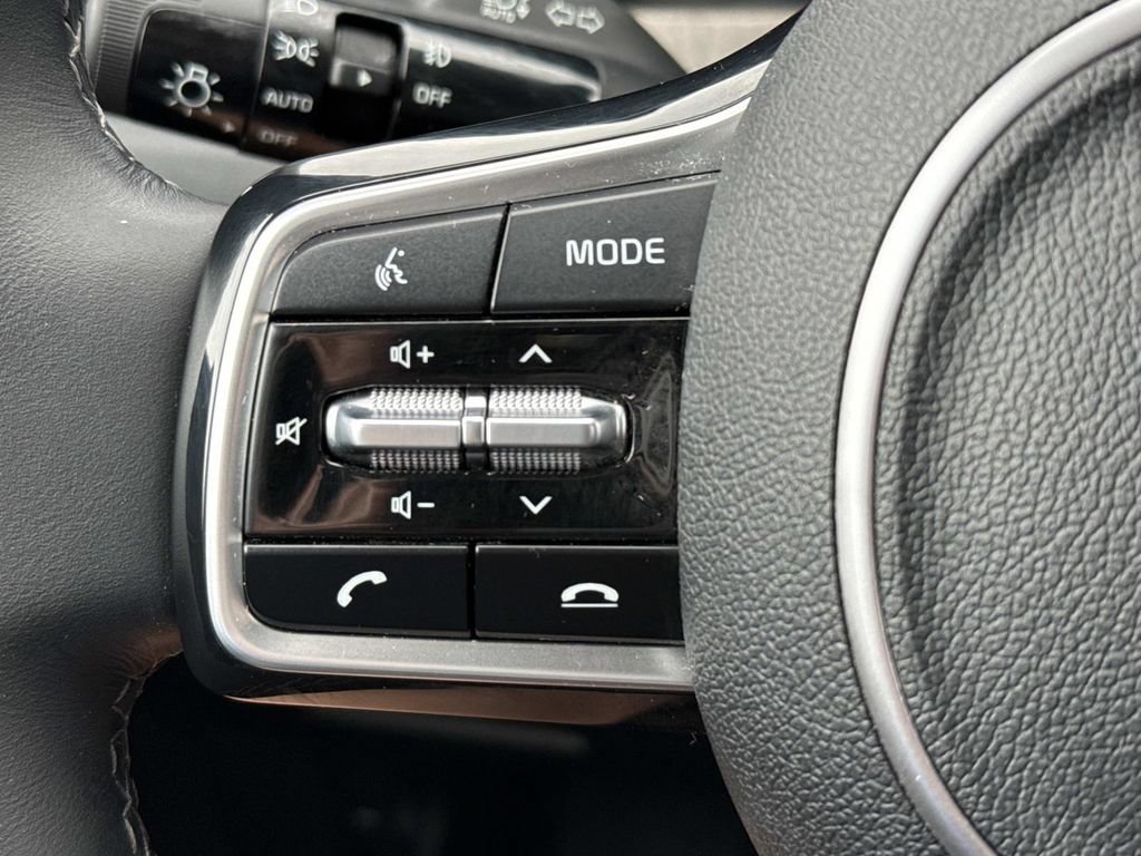 Used 2021 Kia Sorento EX AWD/4WD image 22