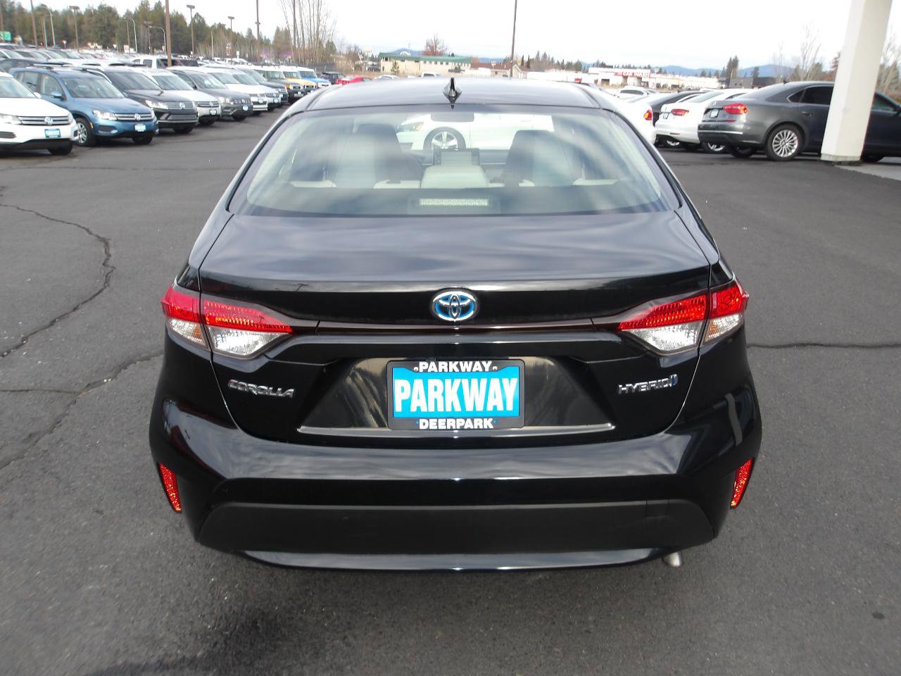 Used 2020 Toyota Corolla LE FWD image 4