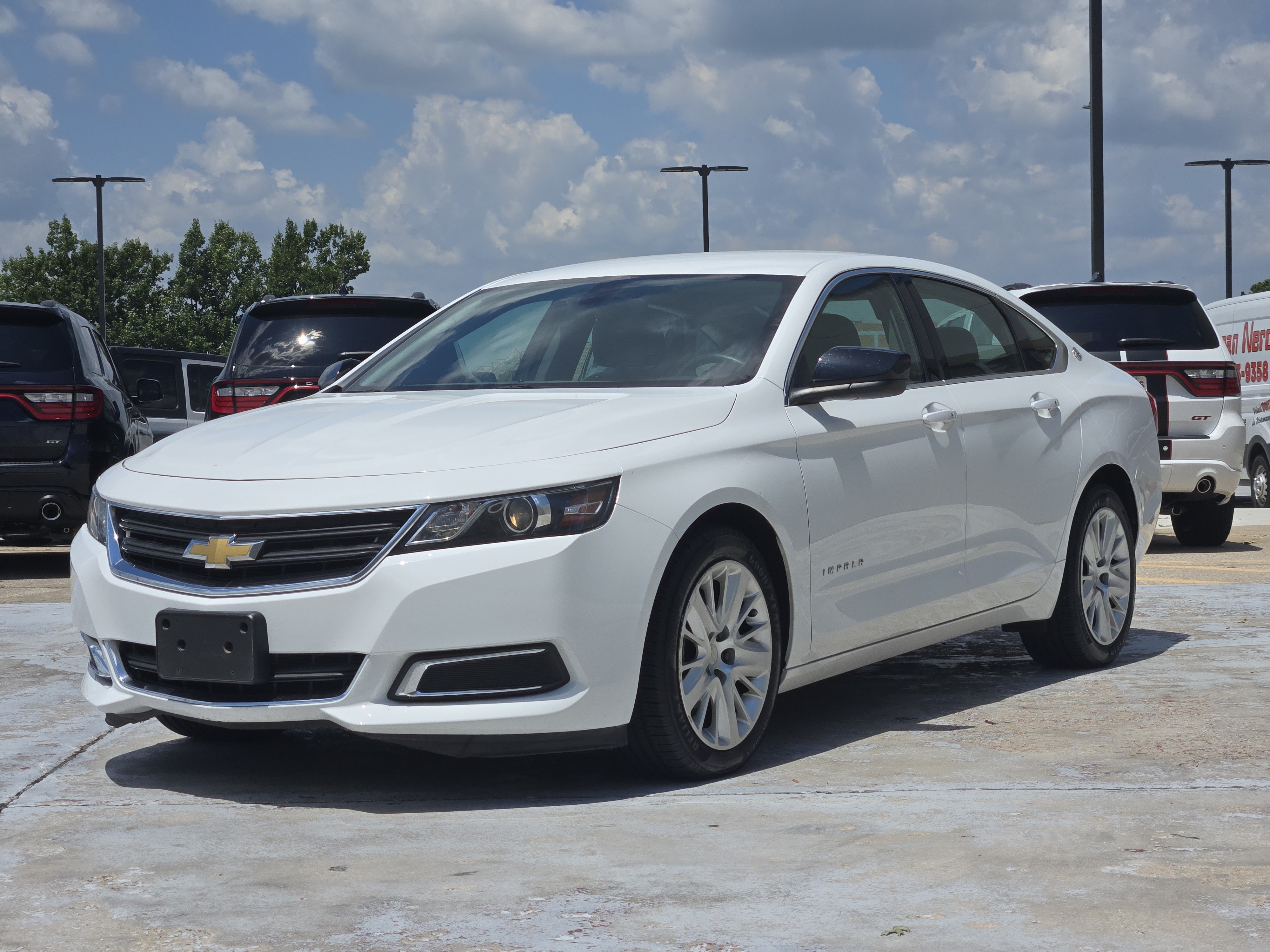 Used 2019 Chevrolet Impala LS FWD image 3