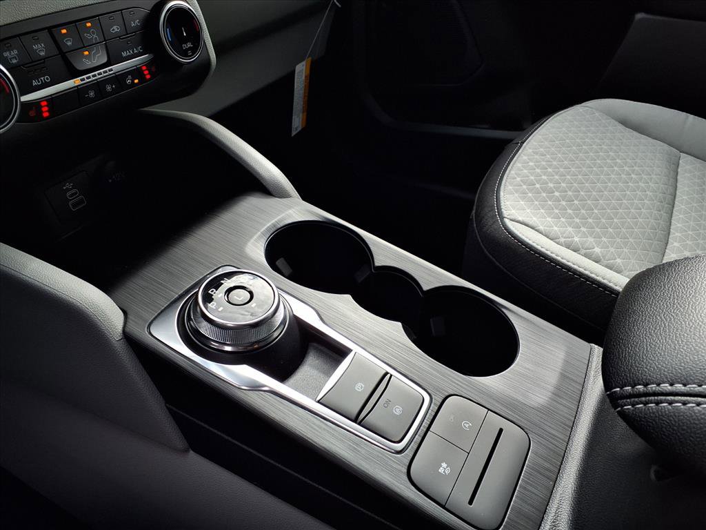 New 2026 Ford Escape Active w/ Cold Weather Package image 18