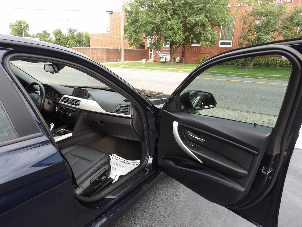 Used 2015 BMW 320i xDrive Sedan image 19