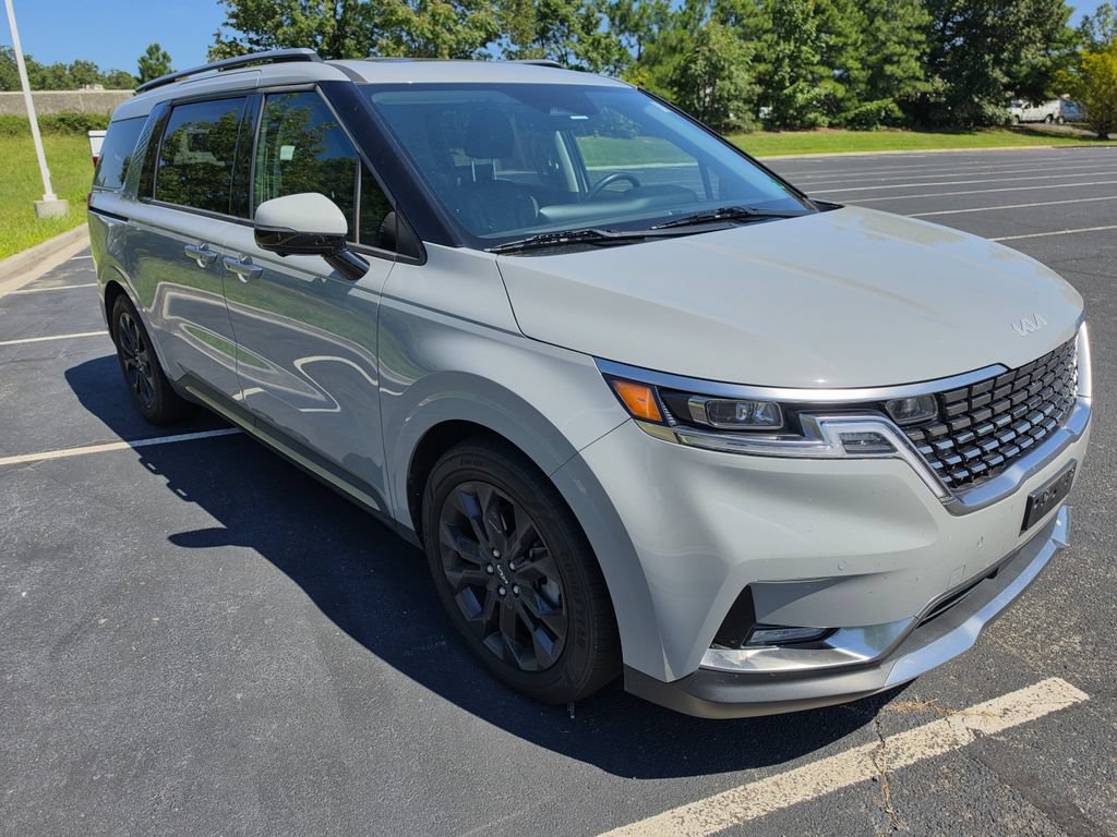 Used 2024 Kia Carnival SX Prestige FWD image 2
