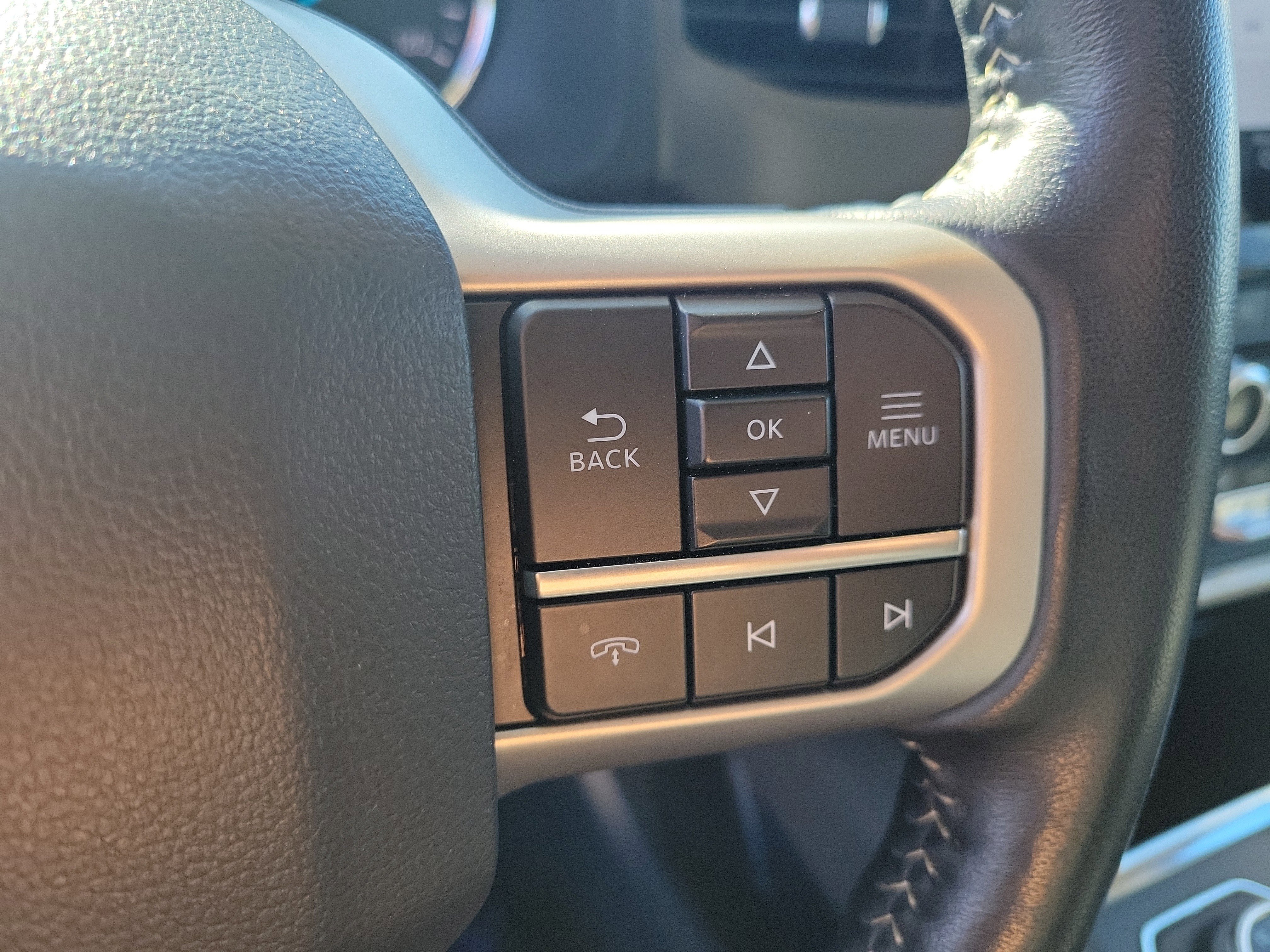 Used 2024 Ford Expedition Max XLT image 22