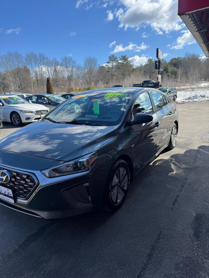 Used 2020 Hyundai Ioniq Blue image 4