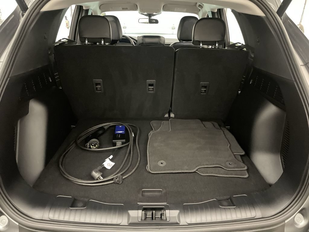 Used 2025 Ford Escape SE FWD image 19