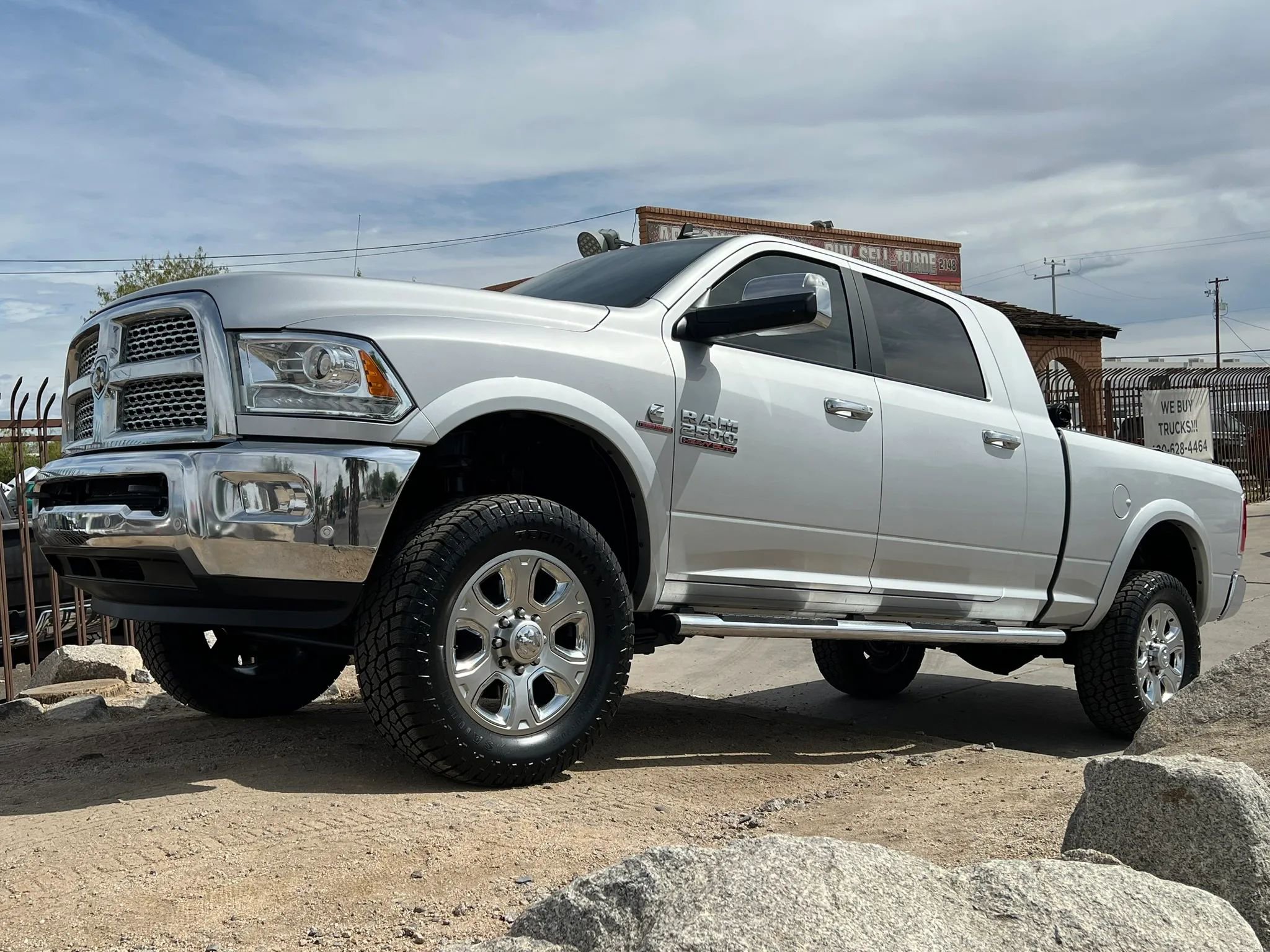 Used 2018 RAM 2500 Laramie w/ Convenience Group image 2