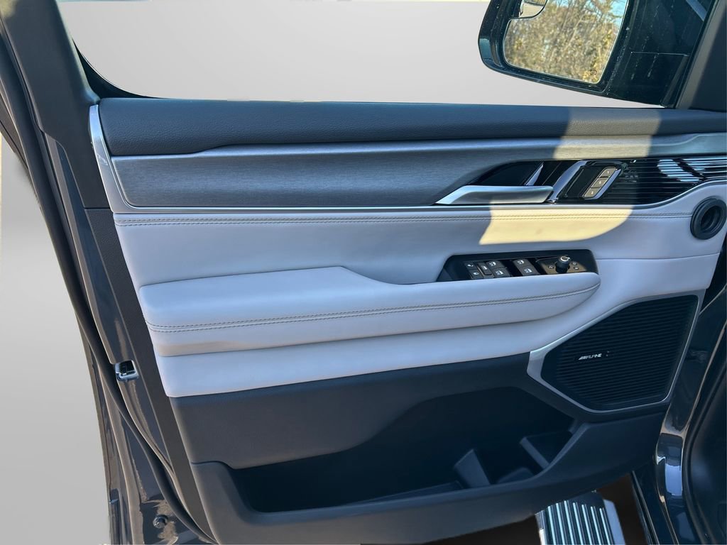 New 2025 Jeep Wagoneer Series II image 23