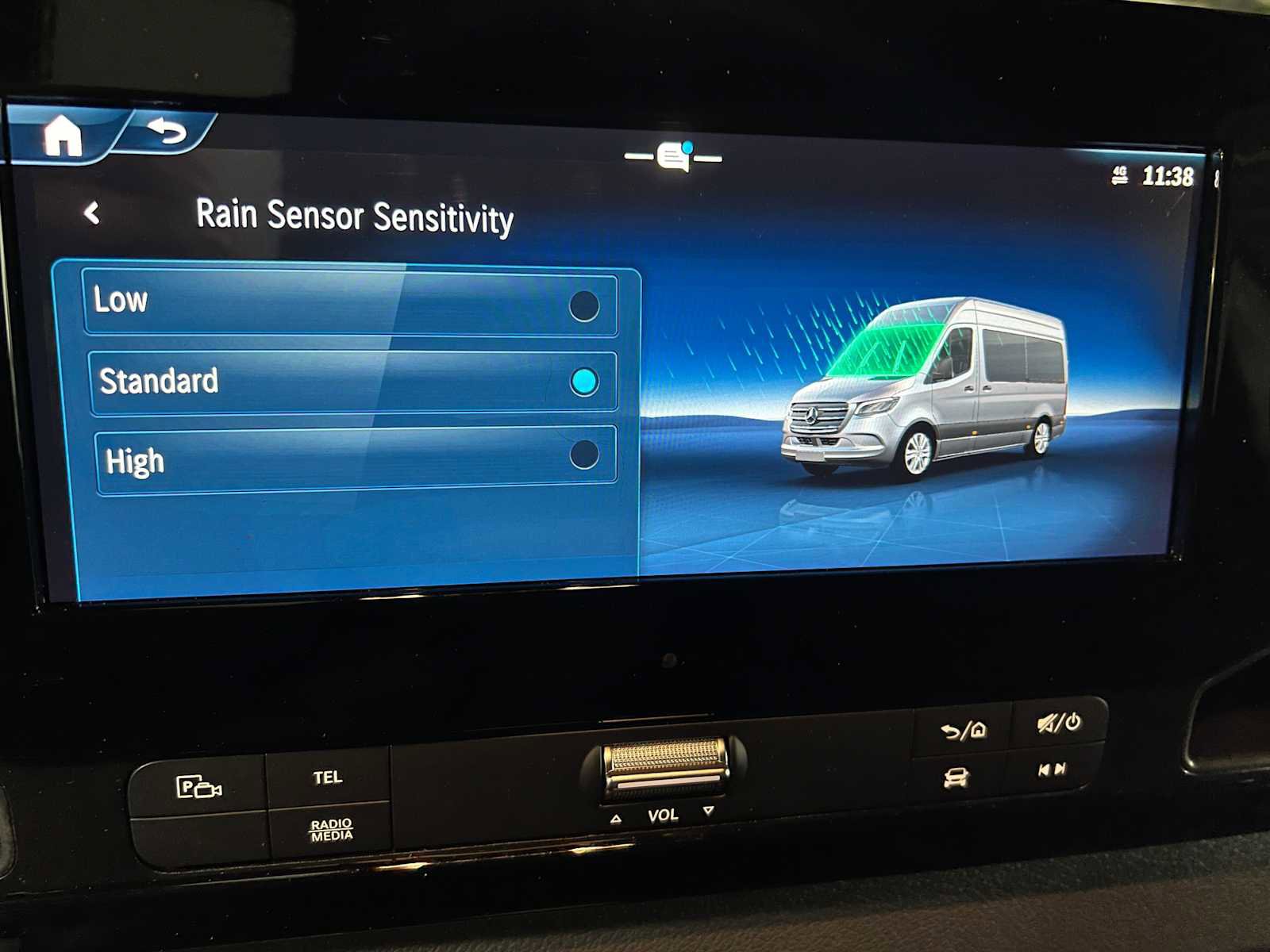 Used 2025 Mercedes-Benz Sprinter 2500 image 33