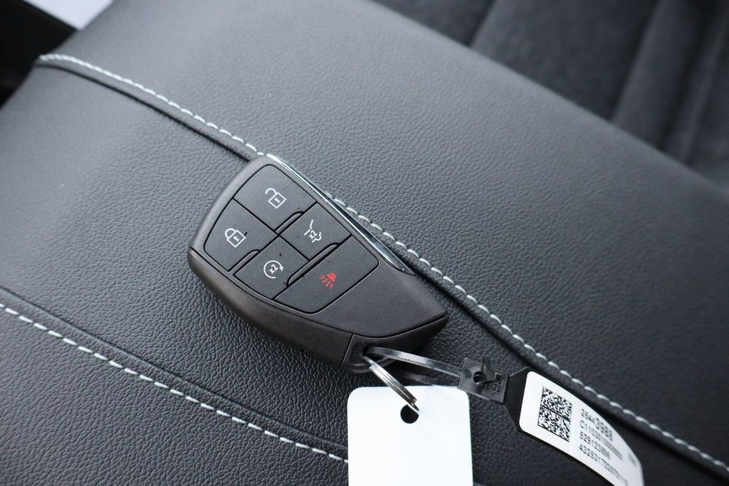 New 2026 Chevrolet Traverse LT w/ Sun and Wheel Package image 32