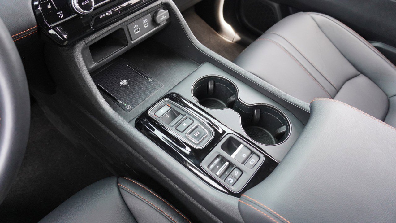 Used 2023 Honda Pilot TrailSport image 19