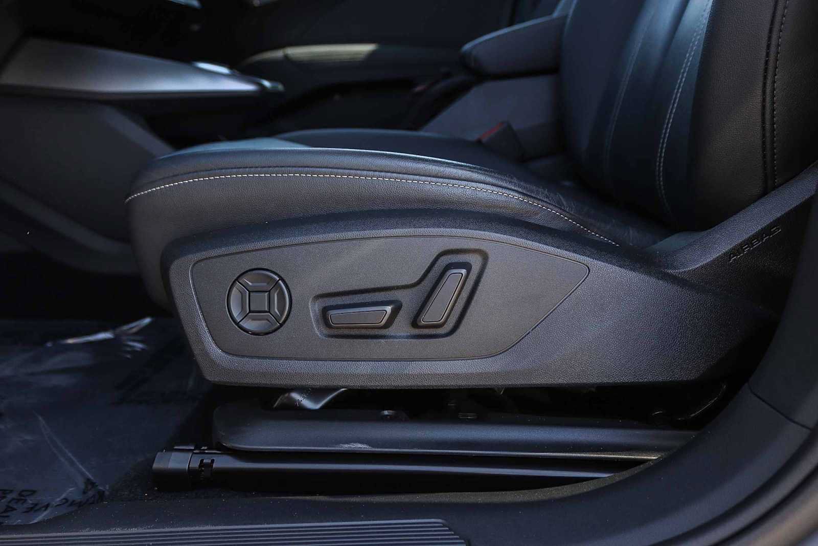 Used 2023 Audi Q4 e-tron Premium w/ Premium Plus RWD image 26