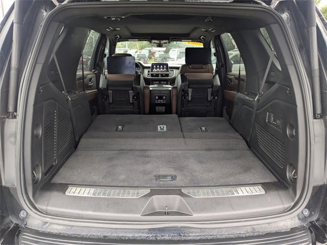 Used 2021 Chevrolet Tahoe High Country w/ Premium Package image 13