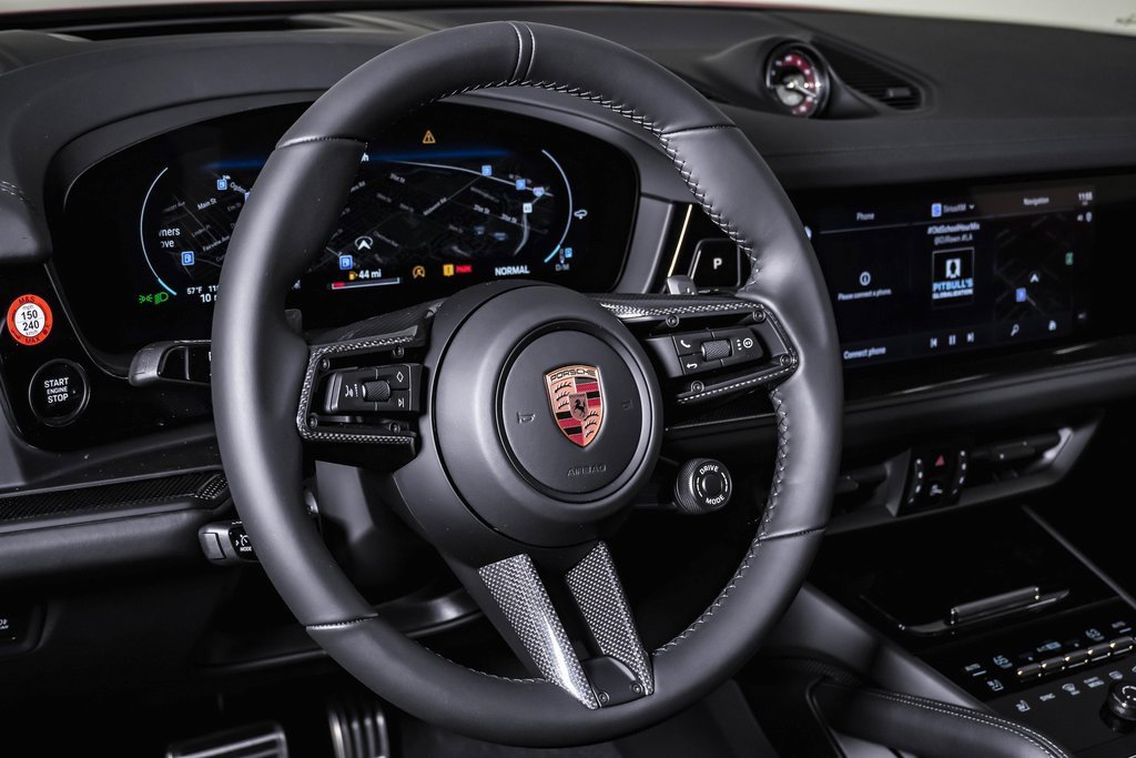 New 2026 Porsche Cayenne GTS image 18