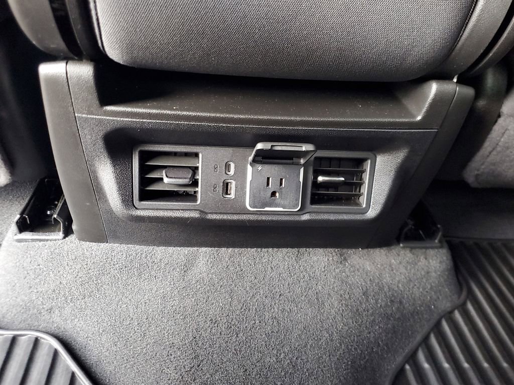 Used 2024 Chevrolet Silverado 1500 LT RWD image 12