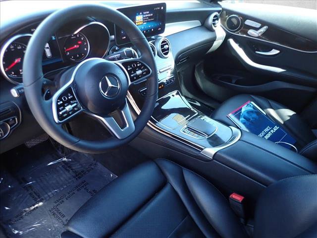 Used 2020 Mercedes-Benz GLC 300 4MATIC image 11