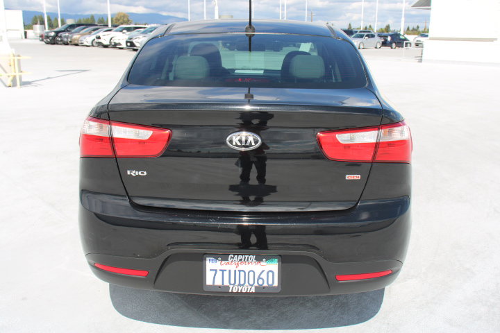 Used 2014 Kia Rio LX w/ Power Package FWD image 4