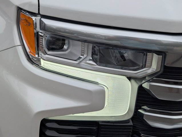 Used 2024 Chevrolet Silverado 1500 High Country AWD/4WD image 4