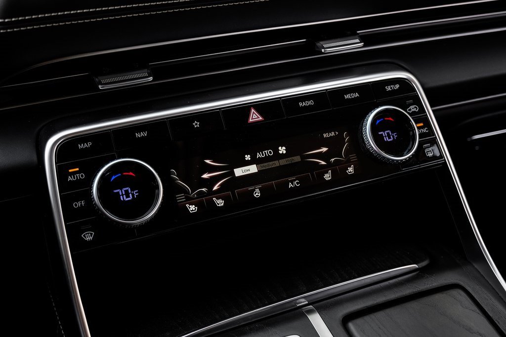 Used 2021 Genesis GV80 3.5T Advanced + w/ Prestige Package 07 image 38