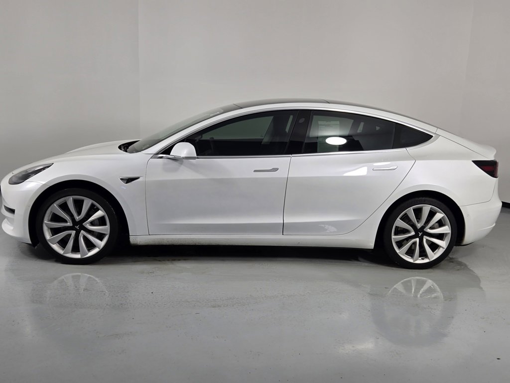 Used 2020 Tesla Model 3 Long Range image 4