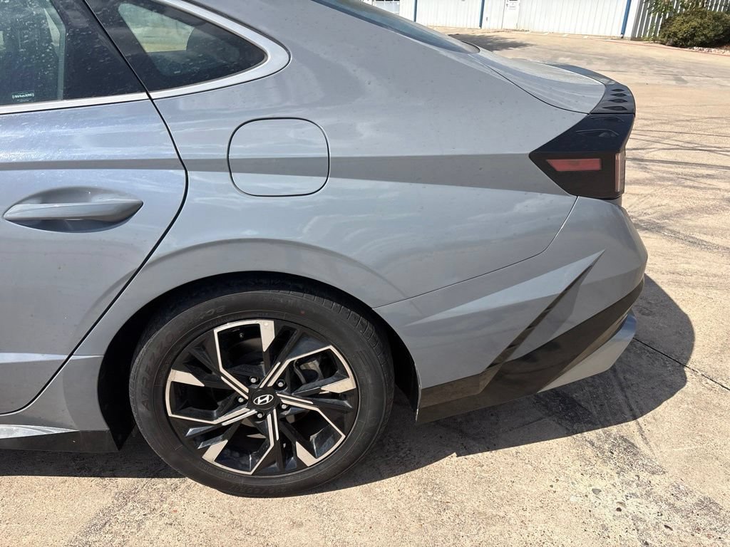 Used 2024 Hyundai Sonata SEL FWD image 3