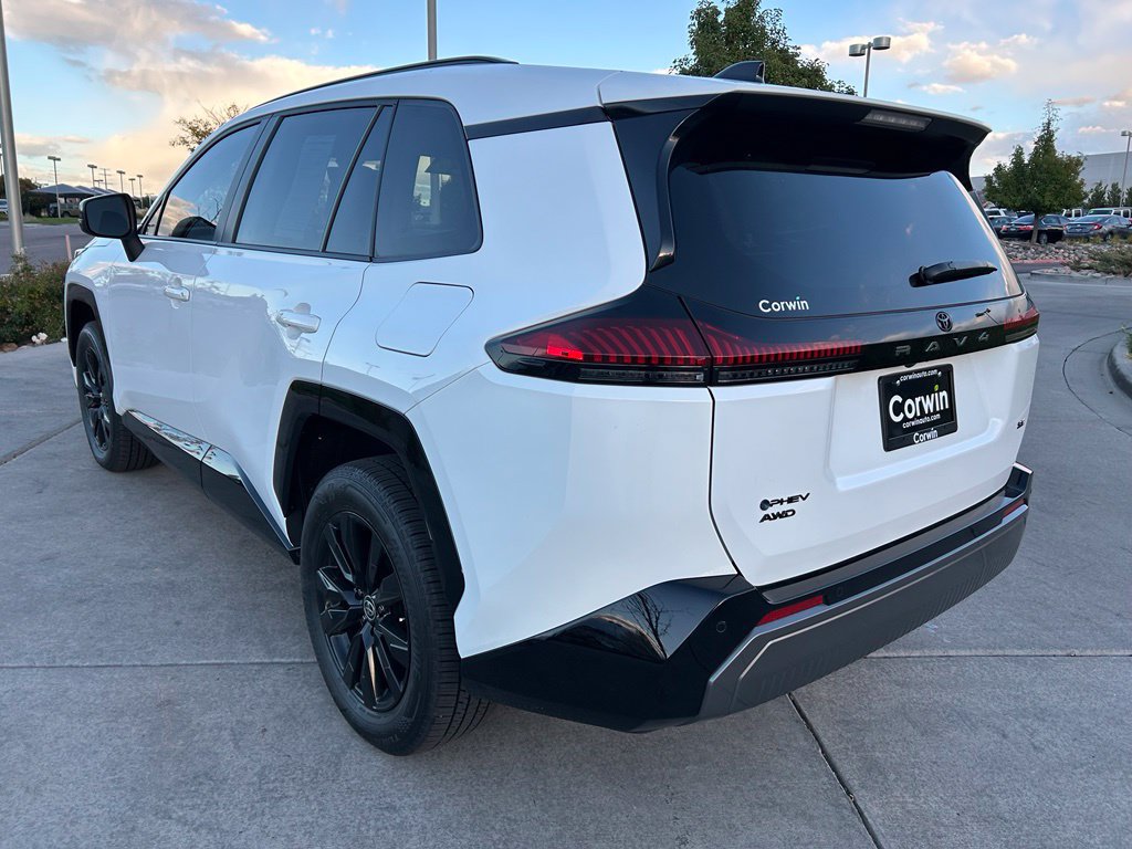 Used 2026 Toyota RAV4 SE w/ Weather Package AWD/4WD image 5