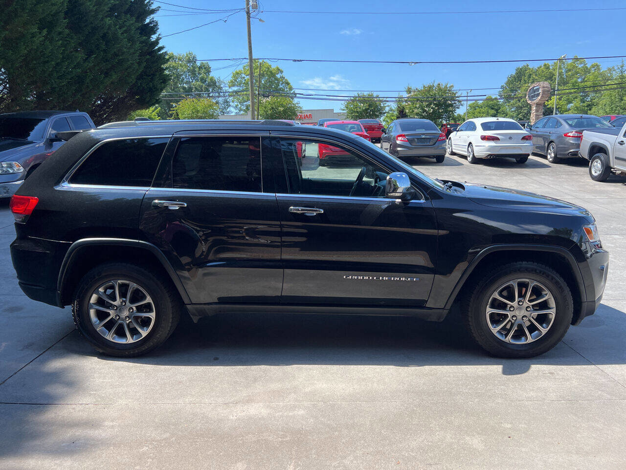 Used 2014 Jeep Grand Cherokee Limited AWD/4WD image 6