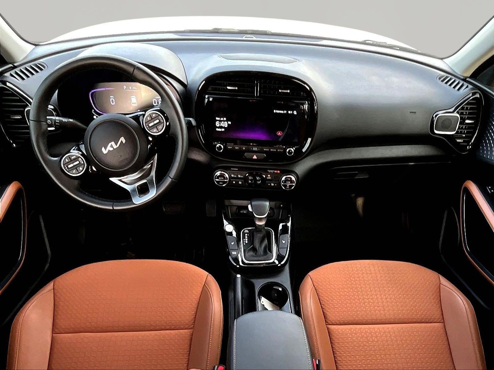 Used 2025 Kia Soul EX FWD image 7