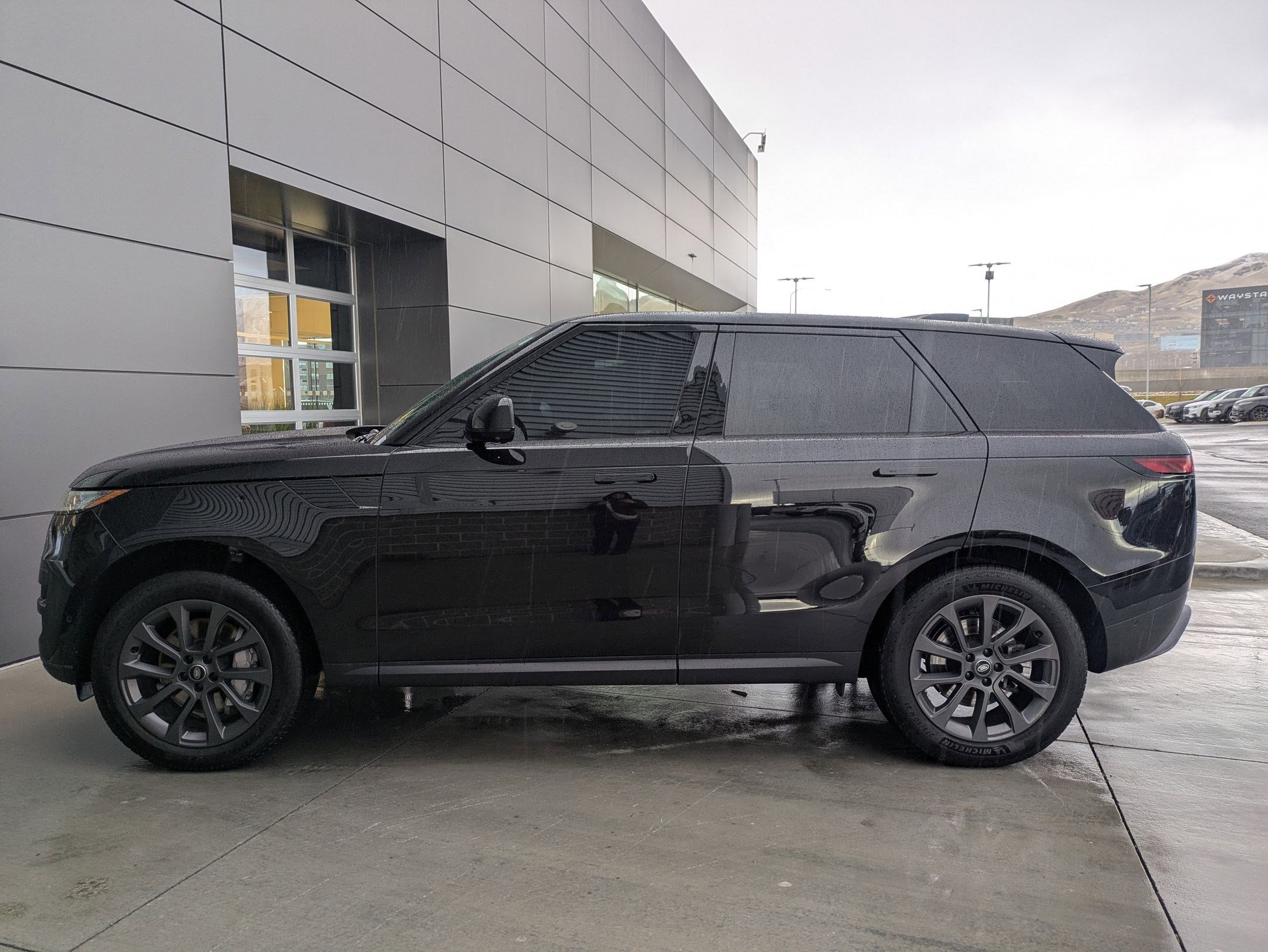 Certified 2024 Land Rover Range Rover Sport SE image 11