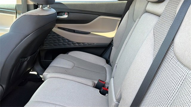 Used 2023 Hyundai Santa Fe SEL image 18
