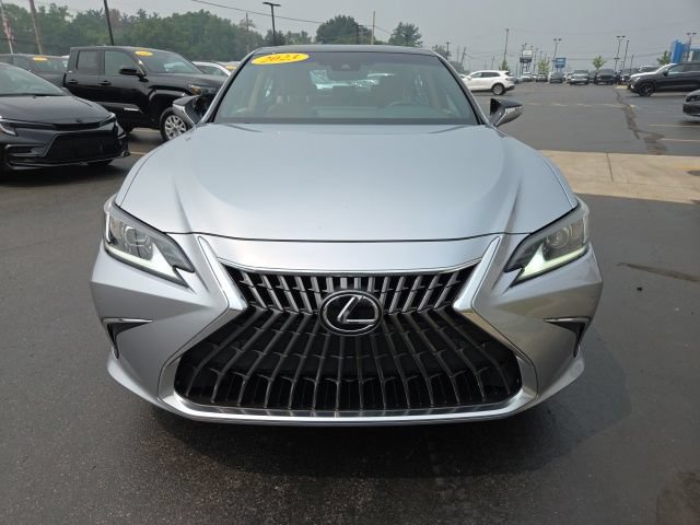 Used 2023 Lexus ES 350 w/ Premium Package FWD image 2