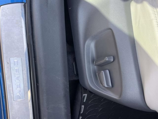 Used 2018 Toyota Camry XSE FWD image 24