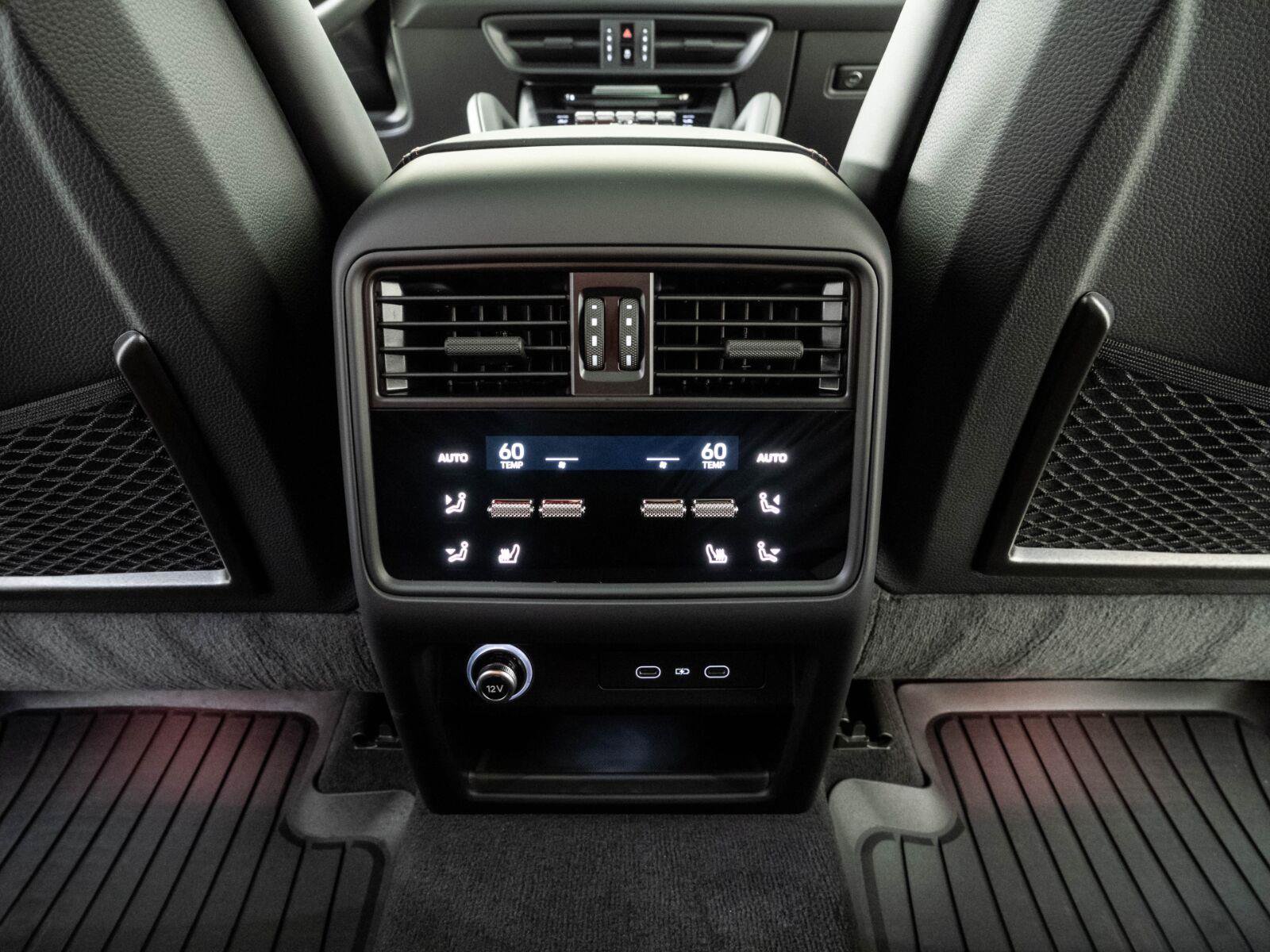 Certified 2026 Porsche Cayenne GTS AWD/4WD image 21