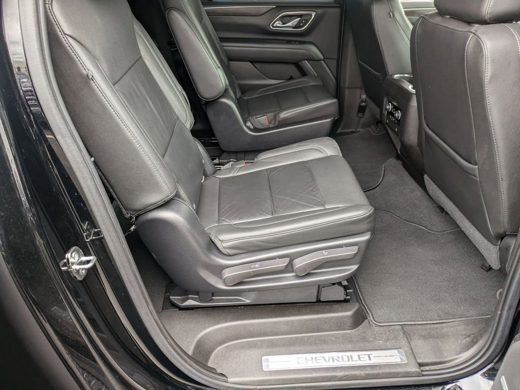 Used 2021 Chevrolet Suburban Z71 image 26