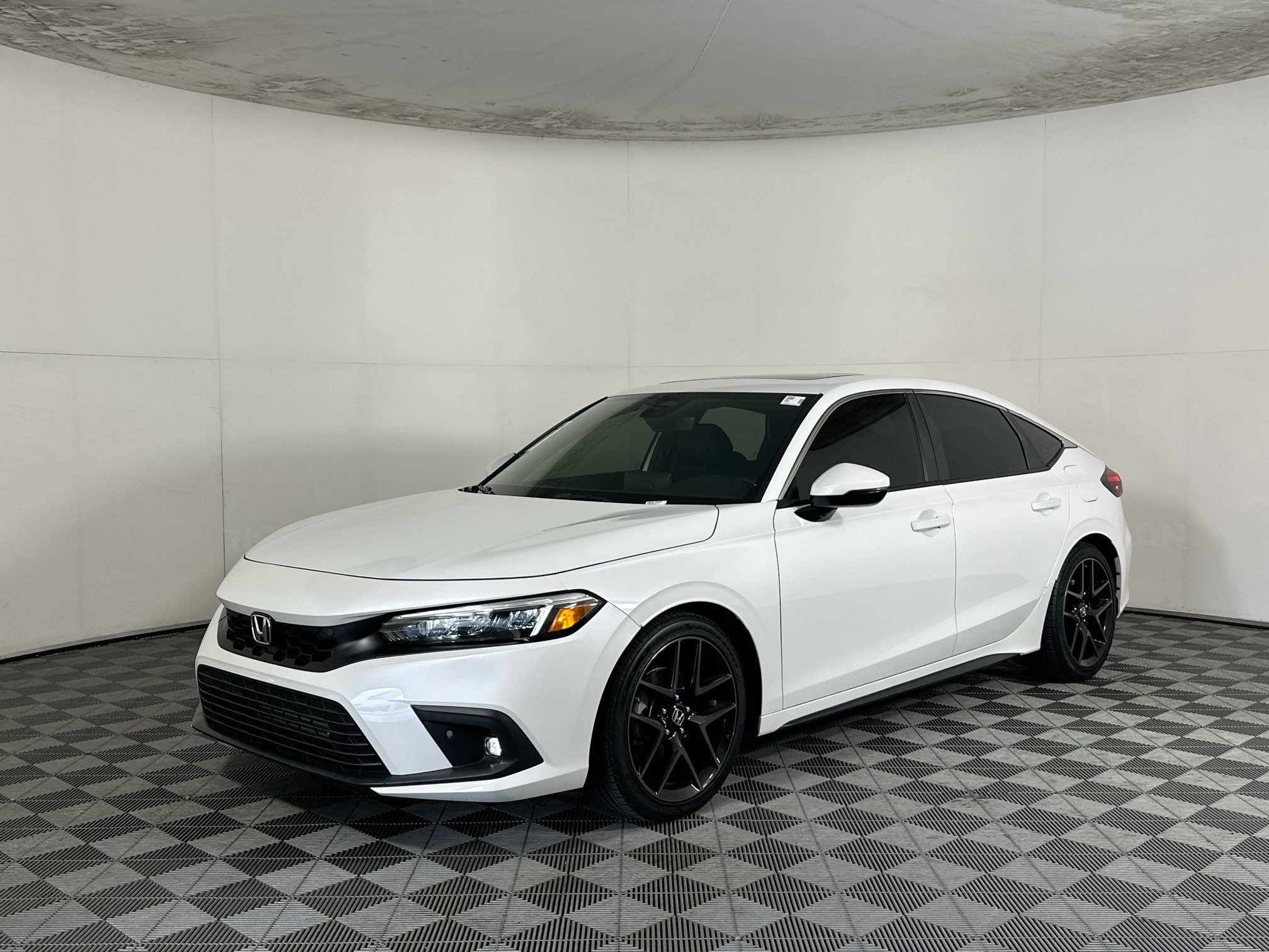 Used 2024 Honda Civic Sport Touring image 7