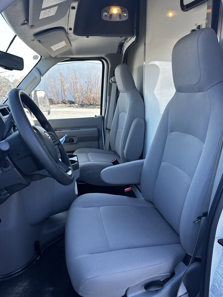 New 2024 Ford E-350 and Econoline 350 Super Duty w/ Power Windows & Locks Group image 12