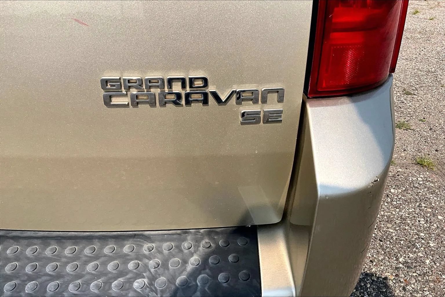 Used 2010 Dodge Grand Caravan Hero w/ Popular Equipment Group FWD image 19