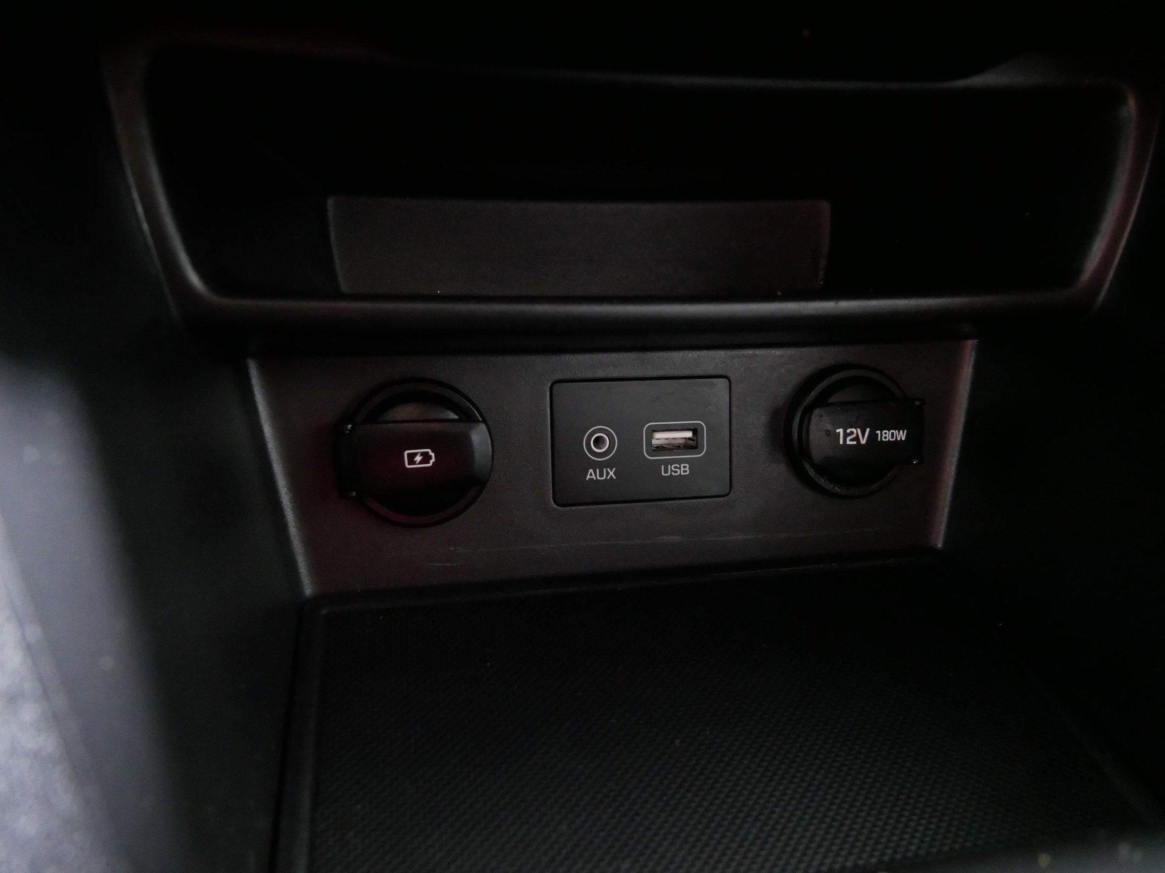 Used 2021 Hyundai Kona SE AWD/4WD image 30