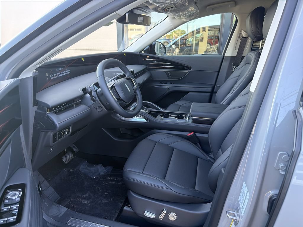 New 2026 Lincoln Nautilus Premier AWD/4WD image 6