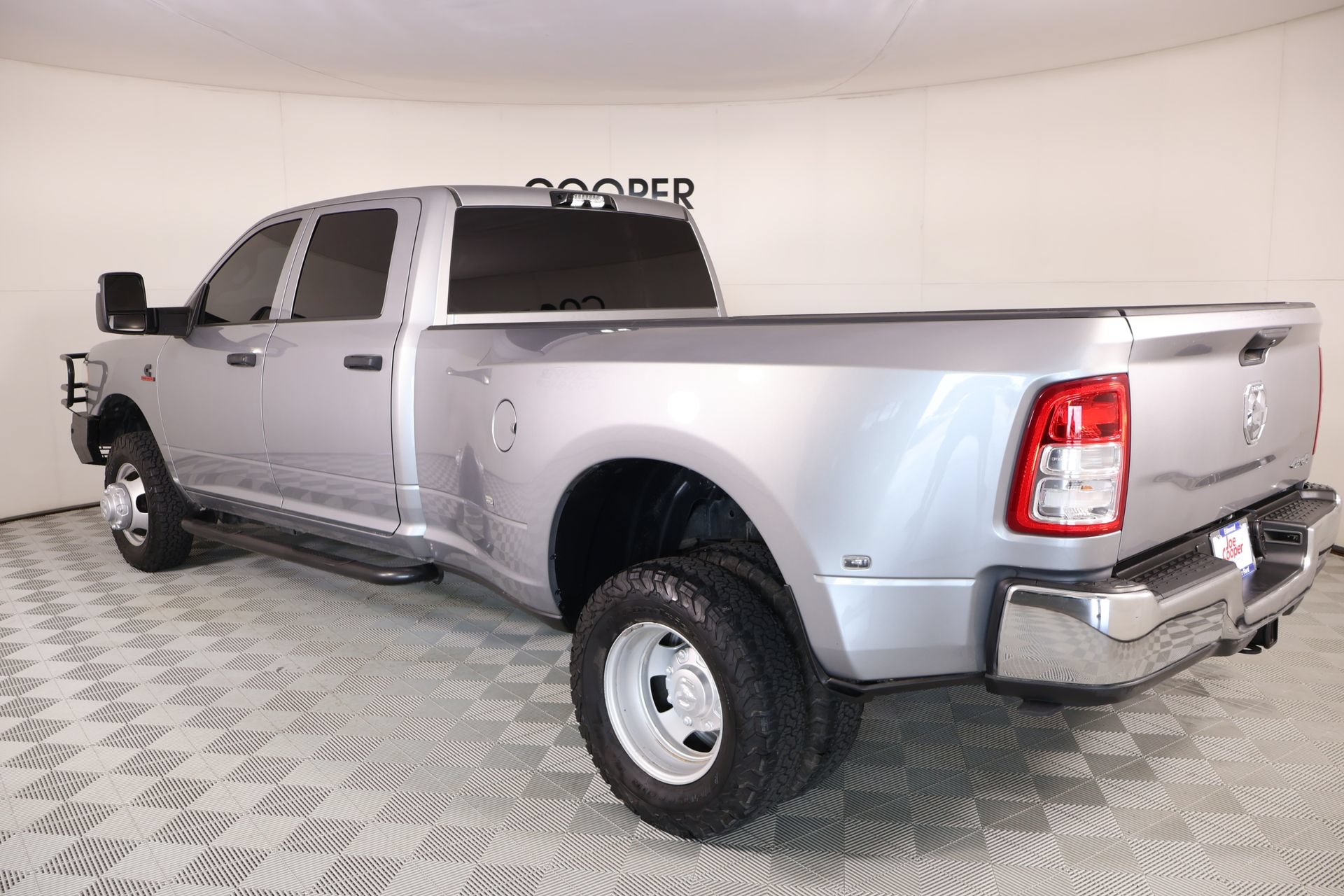 Used 2024 RAM 3500 Tradesman AWD/4WD image 21