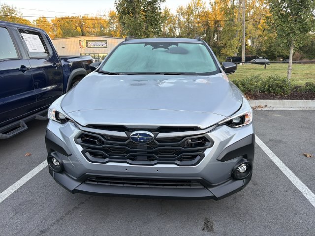 Used 2025 Subaru Crosstrek 2.5i Premium AWD/4WD image 2
